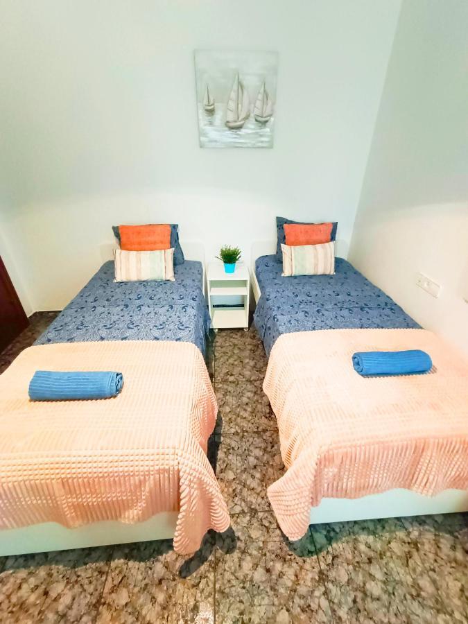 By Plaza Urquinaona Rooms Barcelona Bagian luar foto