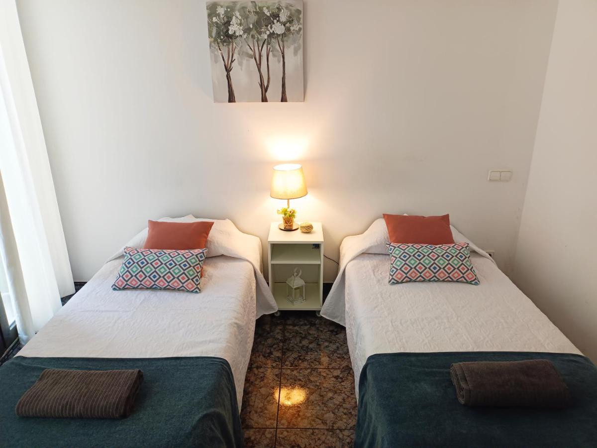 By Plaza Urquinaona Rooms Barcelona Bagian luar foto