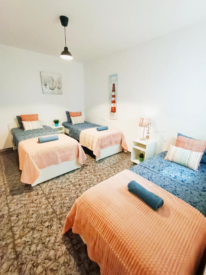 By Plaza Urquinaona Rooms Barcelona Bagian luar foto